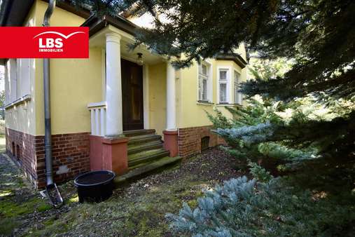 Hauseingang Hauseingang - Einfamilienhaus in 15374 Müncheberg mit 109m² kaufen