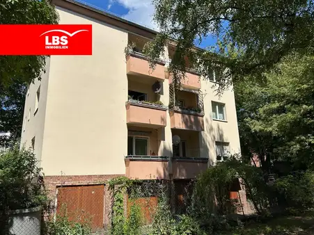 RESERVIERT ***
Bezugsfreie 2,5 Zimmerwohnung in Steglitz