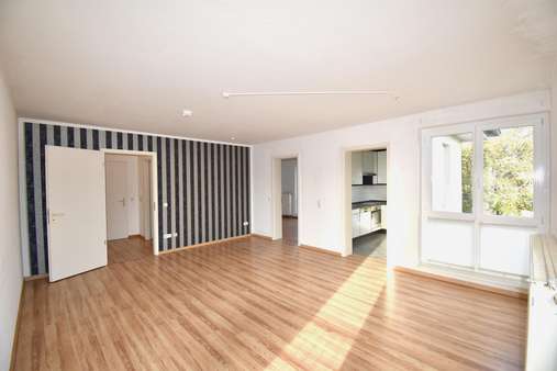 Wohnzimmer - Etagenwohnung in 15366 Hoppegarten mit 58m² kaufen