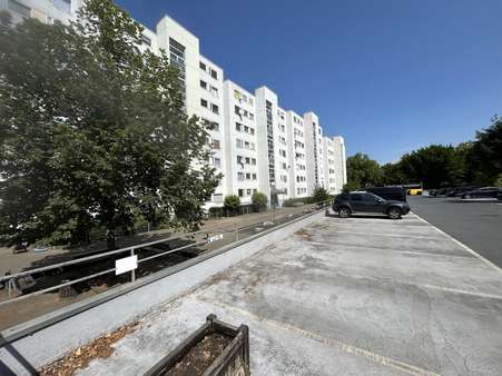 Blick vom Parkdeck - Etagenwohnung in 38228 Salzgitter mit 100m² kaufen