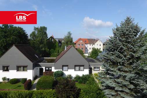 Blick vom Balkon - Etagenwohnung in 38302 Wolfenbüttel mit 89m² kaufen