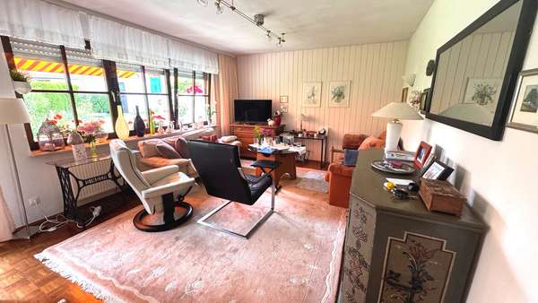 Wohnzimmer - Einfamilienhaus in 88416 Ochsenhausen mit 140m² kaufen