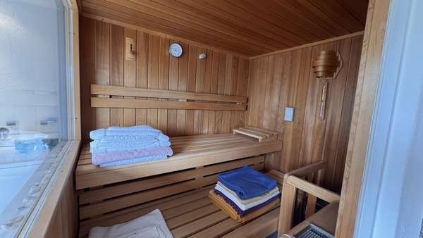 Sauna Sauna - Penthouse-Wohnung in 70736 Fellbach mit 120m² kaufen
