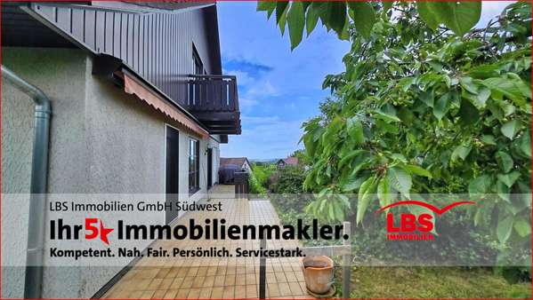 Terrasse und Balkon - Einfamilienhaus in 75334 Straubenhardt mit 170m² kaufen