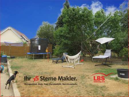 Garten - Einfamilienhaus in 75223 Niefern-Öschelbronn mit 193m² kaufen