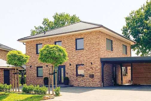 VILLA BEISPIEL - Einfamilienhaus in 22393 Hamburg mit 155m² kaufen