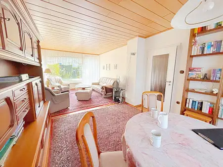 Gemütliches Reihenhaus mit Garage und Vollkeller
