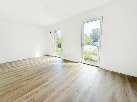 Master Bedroom Master Bedroom - Erdgeschosswohnung in 25462 Rellingen mit 80m² kaufen