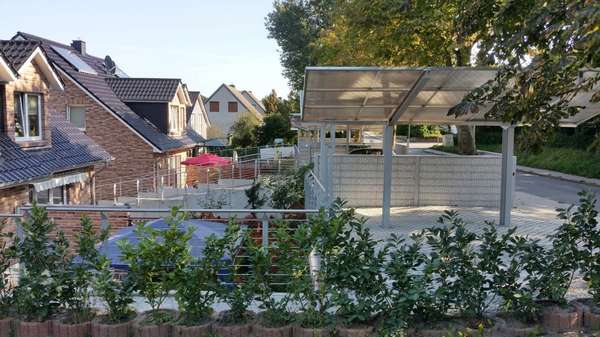 Carports und Garten - Doppelhaushälfte in 24223 Schwentinental mit 114m² kaufen