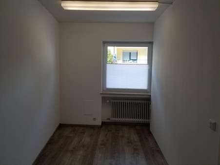 Büro / Behandlung 3 - Büro in 58332 Schwelm mit 50m² mieten