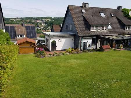 Gartenansicht Gartenansicht - Doppelhaushälfte in 58256 Ennepetal mit 144m² kaufen
