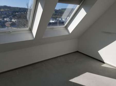 Kinderzimmer - Dachgeschosswohnung in 58285 Gevelsberg mit 100m² kaufen