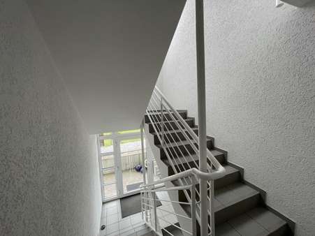 Treppenhaus - Mehrfamilienhaus in 32584 Löhne mit 190m² als Kapitalanlage kaufen