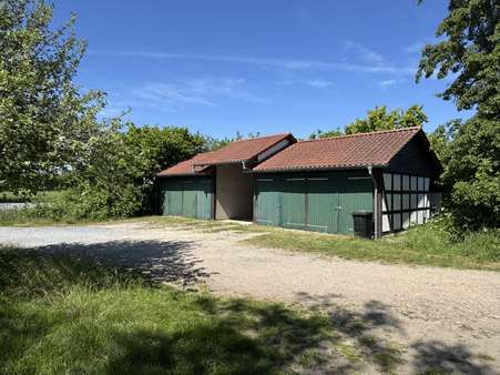 Garagen/Carport Garagen/Carport - Zweifamilienhaus in 32257 Bünde mit 126m² kaufen