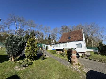 Seitenansicht - Einfamilienhaus in 32120 Hiddenhausen mit 100m² kaufen