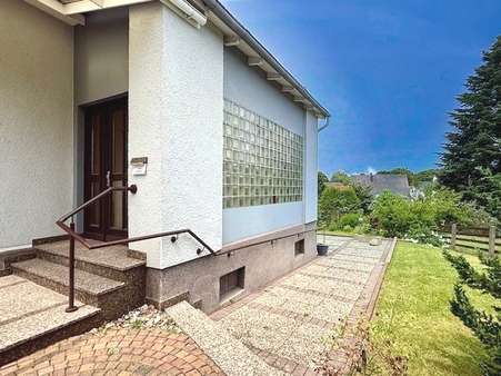 Eingang Eingang - Einfamilienhaus in 32049 Herford mit 160m² kaufen