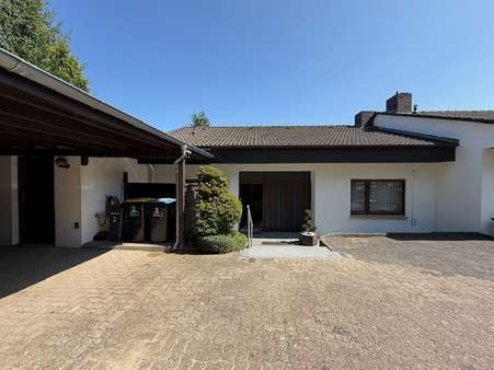 Ansicht Ansicht - Doppelhaushälfte in 32602 Vlotho mit 138m² kaufen