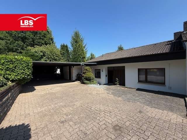 Hausansicht Hausansicht - Doppelhaushälfte in 32602 Vlotho mit 138m² kaufen