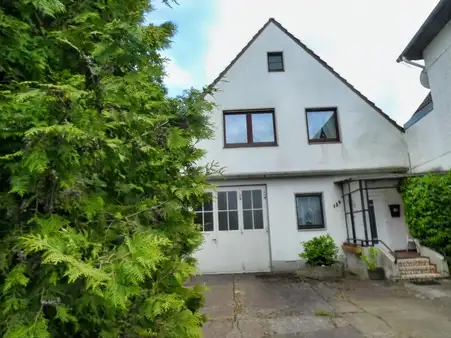 Solides Wohnhaus für Handwerker!