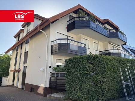 Außenansicht Außenansicht - Etagenwohnung in 32105 Bad Salzuflen mit 53m² kaufen