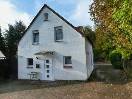 Eingang zum Dachgeschoss Eingang zum Dachgeschoss - Zweifamilienhaus in 32289 Rödinghausen mit 180m² kaufen