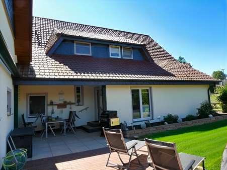 Terrasse Terrasse - Zweifamilienhaus in 32289 Rödinghausen mit 270m² kaufen