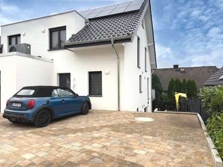 Doppelhaushälfte Doppelhaushälfte - Doppelhaushälfte in 32602 Vlotho mit 135m² kaufen