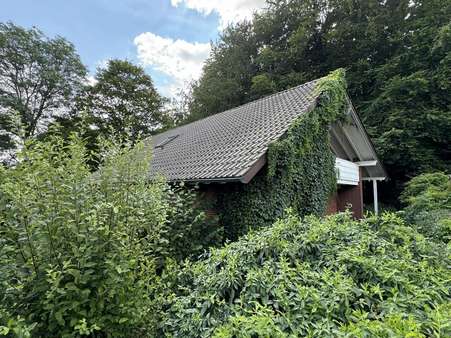 Seitenansicht - Zweifamilienhaus in 32257 Bünde mit 203m² kaufen