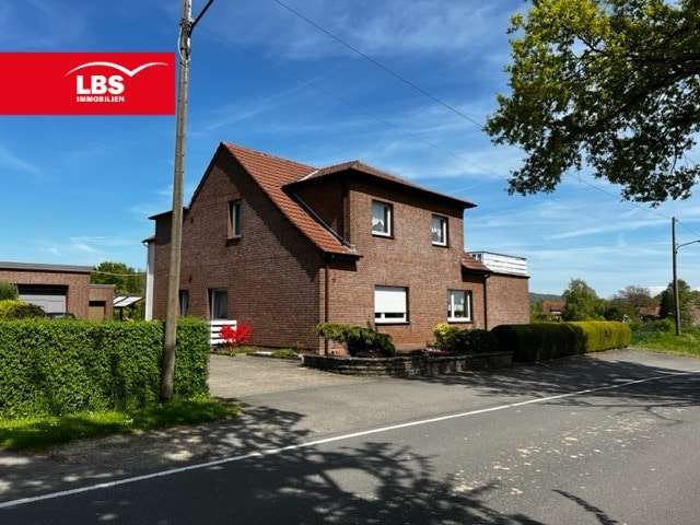 Zweifamilienhaus in 32549 Bad Oeynhausen mit 162m² kaufen