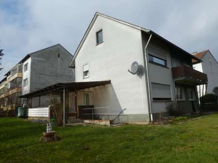 Gartenansicht - Zweifamilienhaus in 32257 Bünde mit 152m² kaufen