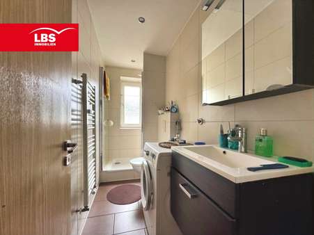 Badezimmer - Etagenwohnung in 46236 Bottrop mit 60m² kaufen