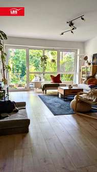 Wohnzimmer - Erdgeschosswohnung in 46244 Bottrop mit 106m² kaufen