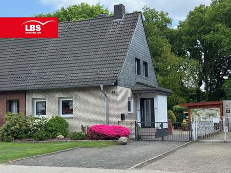Hausansicht - Doppelhaushälfte in 45772 Marl mit 75m² kaufen