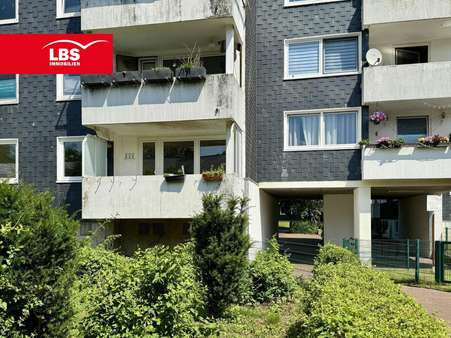 Rückseitige Hausansicht Rückseitige Hausansicht - Erdgeschosswohnung in 46286 Dorsten mit 96m² kaufen