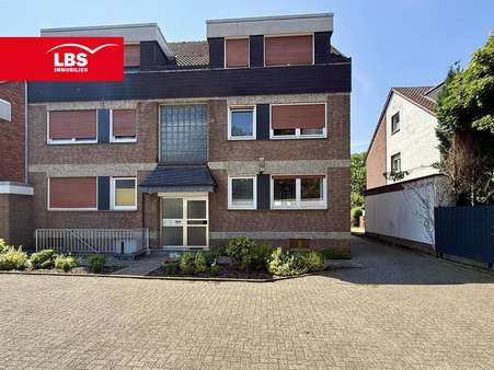 Rückseitige Hausansicht Rückseitige Hausansicht - Etagenwohnung in 45663 Recklinghausen mit 63m² kaufen