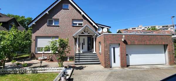 Hausansicht Hausansicht - Einfamilienhaus in 45770 Marl mit 135m² kaufen