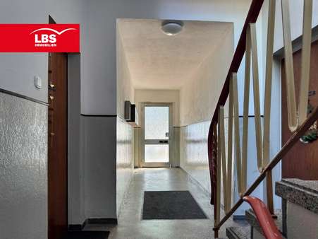 Eingangsbereich Eingangsbereich - Mehrfamilienhaus in 45772 Marl mit 440m² kaufen