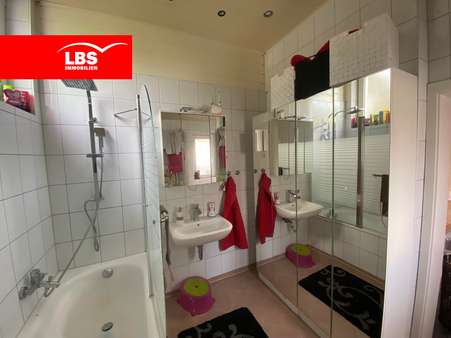 Badezimmer - Reihenmittelhaus in 46284 Dorsten mit 97m² kaufen