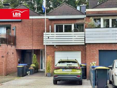 Hausansicht Hausansicht - Reihenmittelhaus in 46286 Dorsten, Lembeck mit 129m² kaufen