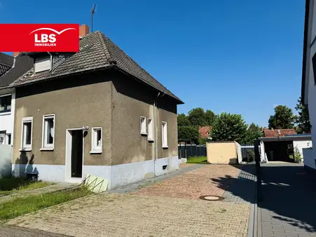 Idyllisches Haus mit Terrasse und großem Garten in Bottrop
