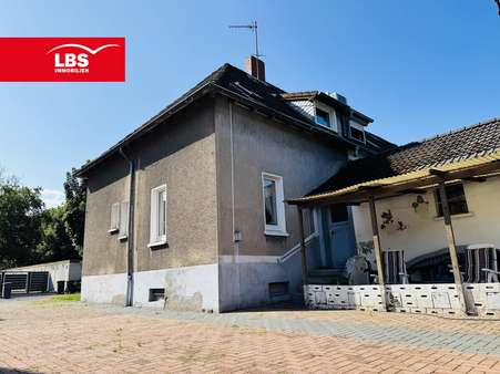 Hofansicht Hofansicht - Reihenendhaus in 46240 Bottrop mit 75m² kaufen