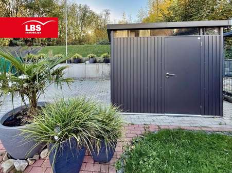 Gartenhaus - Doppelhaushälfte in 46240 Bottrop mit 132m² kaufen