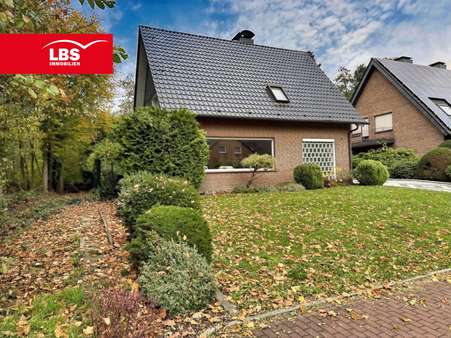 Hausansicht Hausansicht - Einfamilienhaus in 46284 Dorsten mit 120m² kaufen