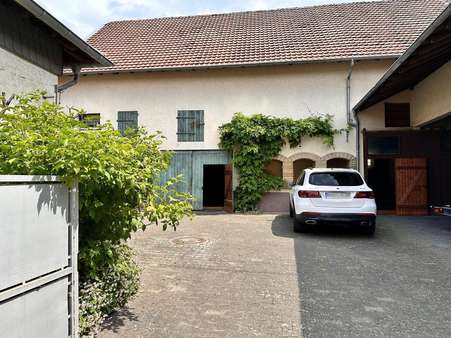 Hofeinfahrt Hofeinfahrt - Einfamilienhaus in 55444 Schweppenhausen mit 136m² kaufen