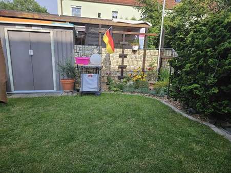 Garten mit Geräteschuppen - Reihenendhaus in 04860 Torgau mit 87m² kaufen