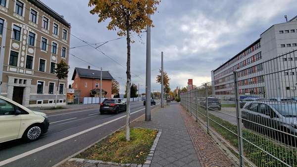 Straßenansicht - Etagenwohnung in 04299 Leipzig mit 65m² kaufen