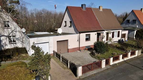 Ansicht - Doppelhaushälfte in 04328 Leipzig mit 101m² kaufen