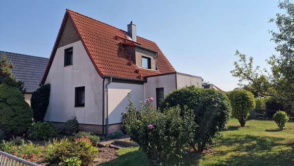 null - Einfamilienhaus in 04442 Zwenkau mit 73m² kaufen