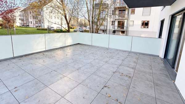 Musterwohnung Balkon - Etagenwohnung in 04328 Leipzig mit 127m² als Kapitalanlage kaufen