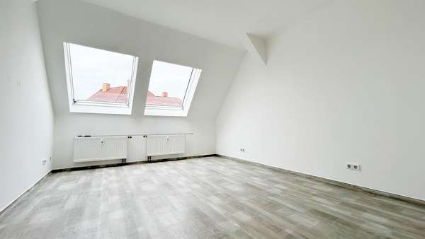 Schlafzimmer Schlafzimmer - Dachgeschosswohnung in 04157 Leipzig mit 70m² kaufen